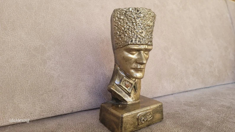 Black Mustafa Kemal Ataturk Bust Historical War Statue Memorial Homeartparis production