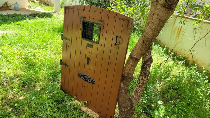 Vitage Wooden Garden Gate, Medieval Castle Style Door, rustic Farmhouse Decor Homeartparis production