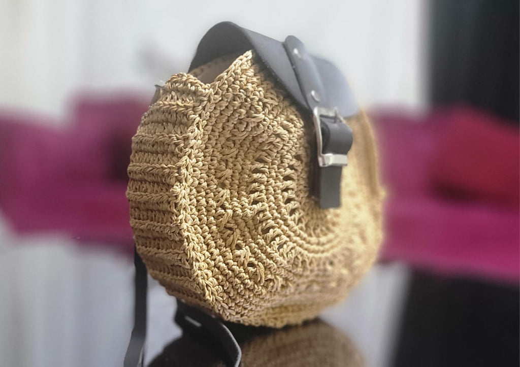 Round Straw Crossbody Bag, Chic City Style Purse, Handmade Woven Circle Bag, Travel Gift by SevalDesing