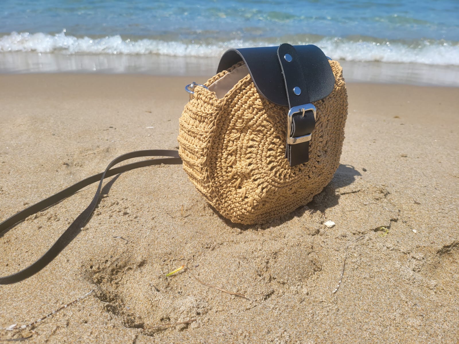 Round Straw Crossbody Bag, Chic City Style Purse, Handmade Woven Circle Bag, Travel Gift by SevalDesing