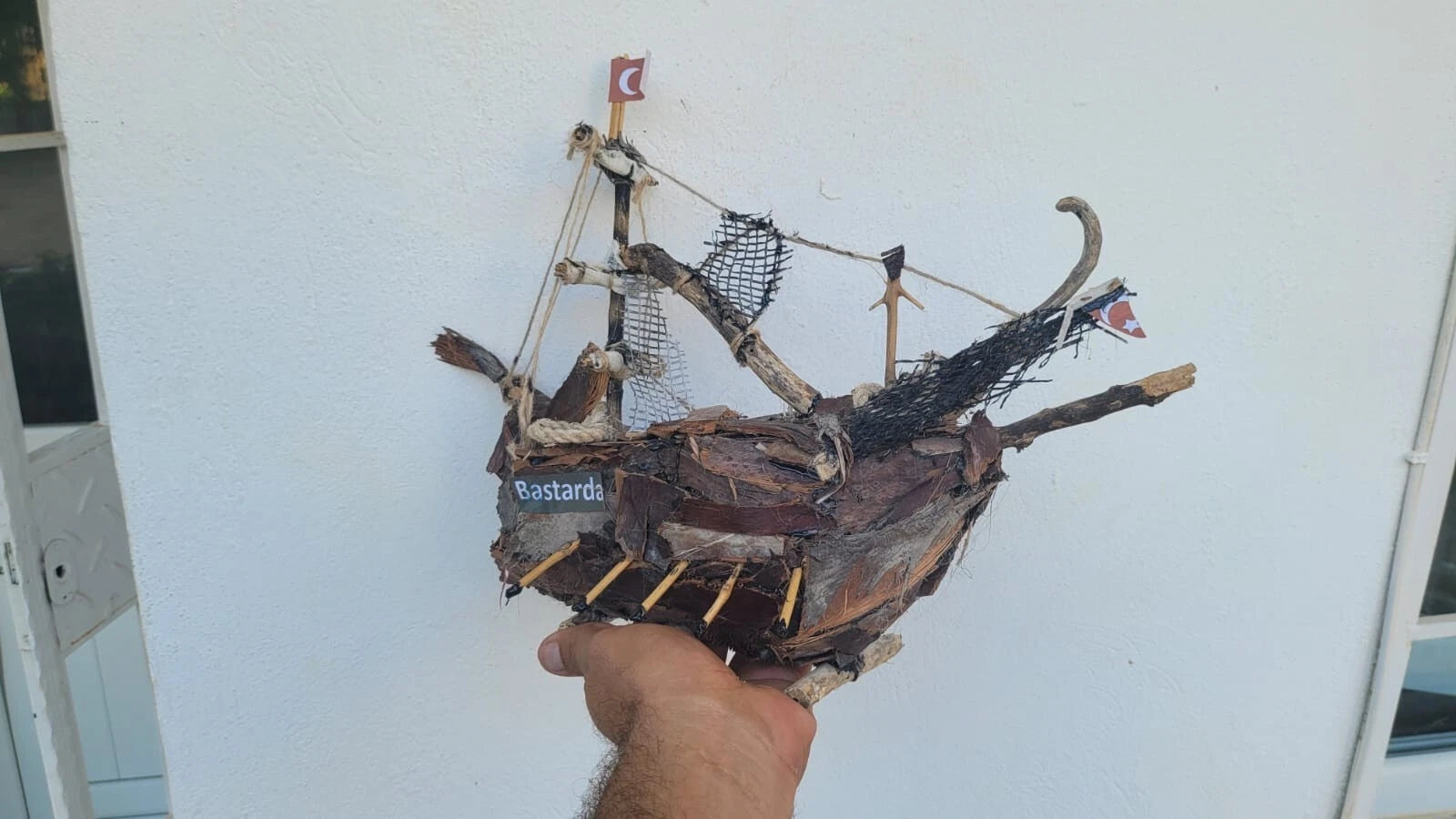 The  Bastarda Vintage Driftwood Sailing Ship Handmade Wooden Model Boat Homeartparis production