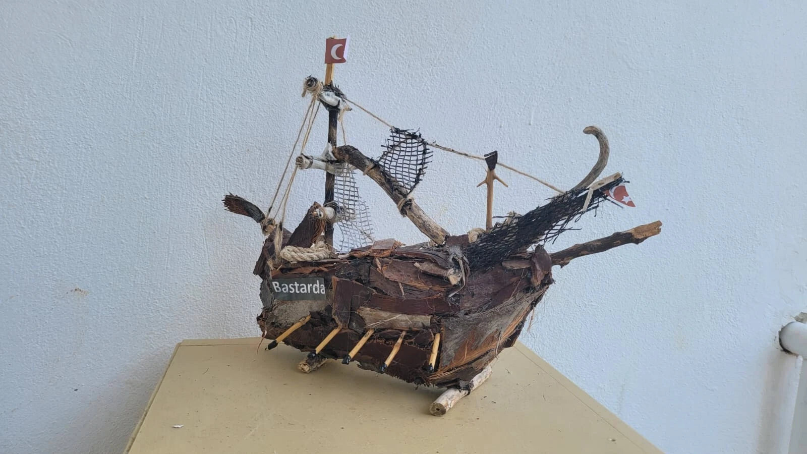 The  Bastarda Vintage Driftwood Sailing Ship Handmade Wooden Model Boat Homeartparis production