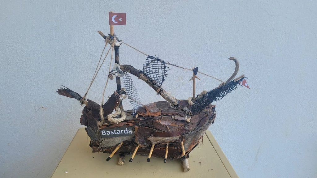 The  Bastarda Vintage Driftwood Sailing Ship Handmade Wooden Model Boat Homeartparis production