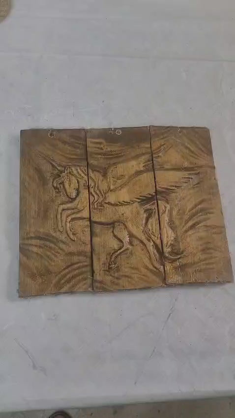 A Mythological Legacy: 3-Piece Hand-Carved Wooden Pegasus Art - Homeartparis production