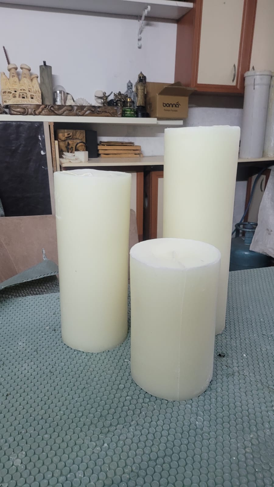 Set of 3 Giant Pillar Candles - 3-Wick Scented Luxury Candles with Custom Wooden Crate - Homeartparis production