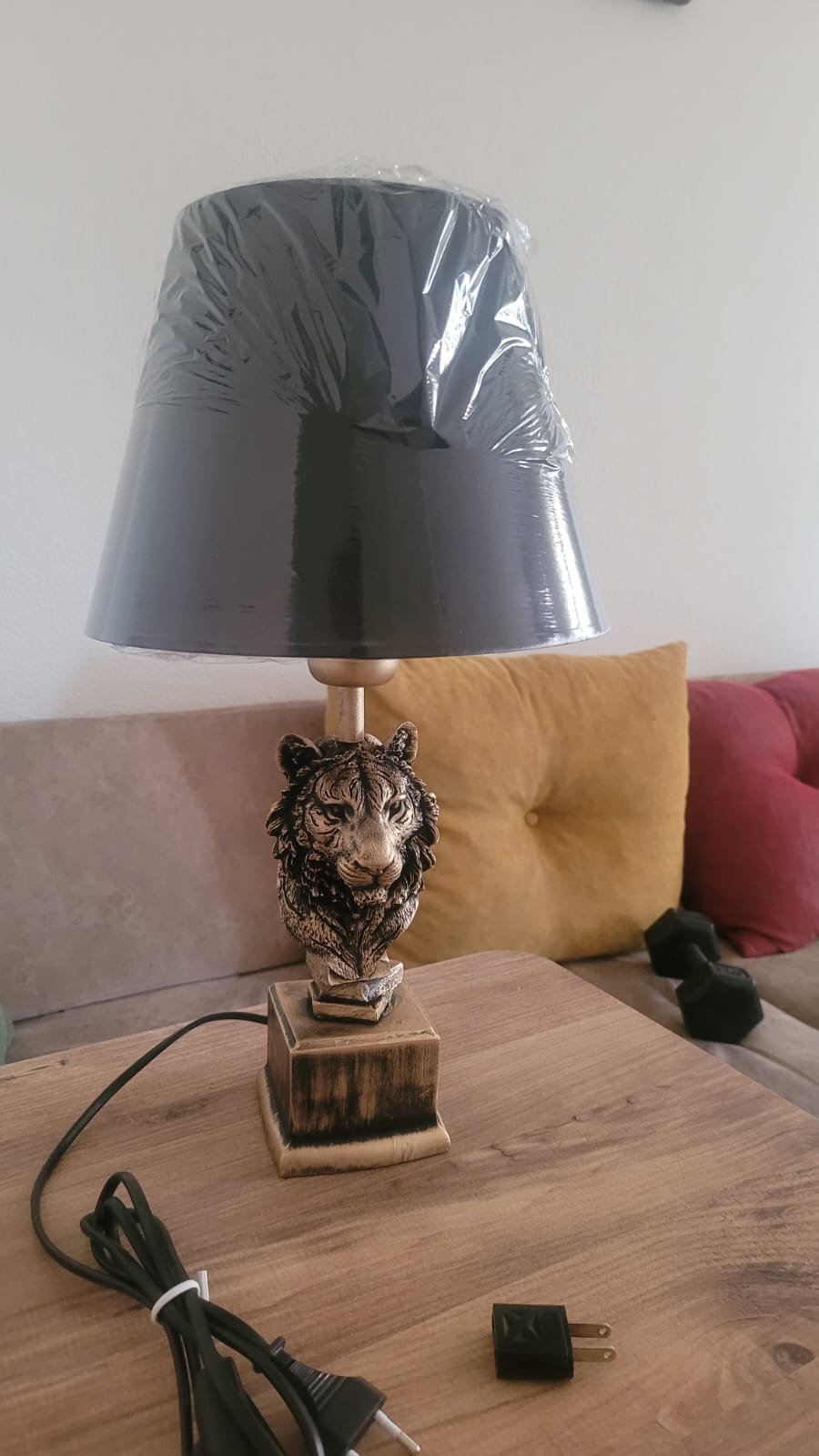 Luxury Lion Sculpture Lamp: Artistic & Modern Table Lamp - Homeartparis production
Important Note: Free Worldwide Shipping & Universal Electrical Compatibility!