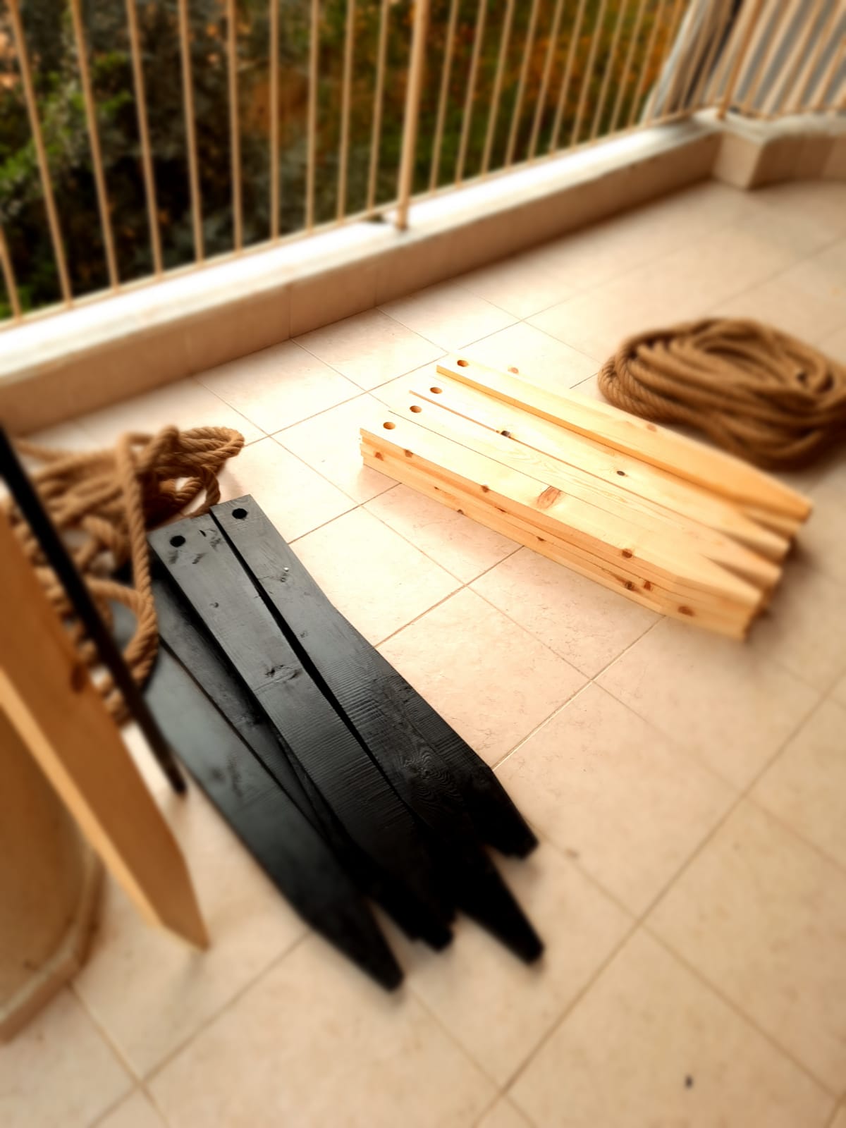 Rustic Wood and Rope Garden Fence, Nautical Themed Patio Railing, Jute Rope Pathway Border/ by home art paris