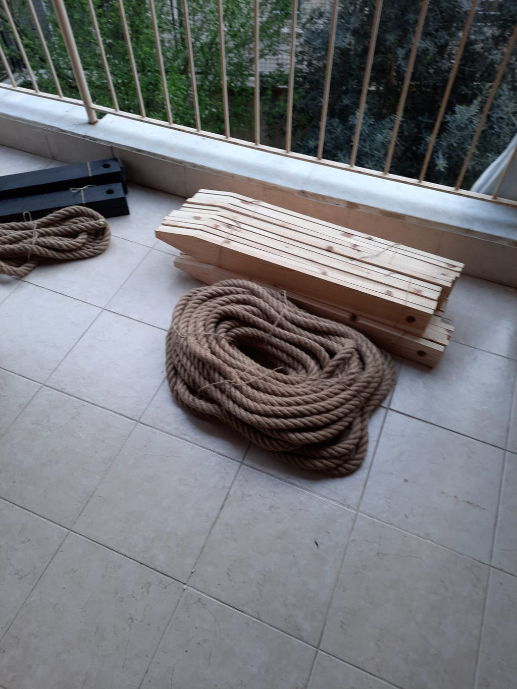 Rustic Wood and Rope Garden Fence, Nautical Themed Patio Railing, Jute Rope Pathway Border/ by home art paris