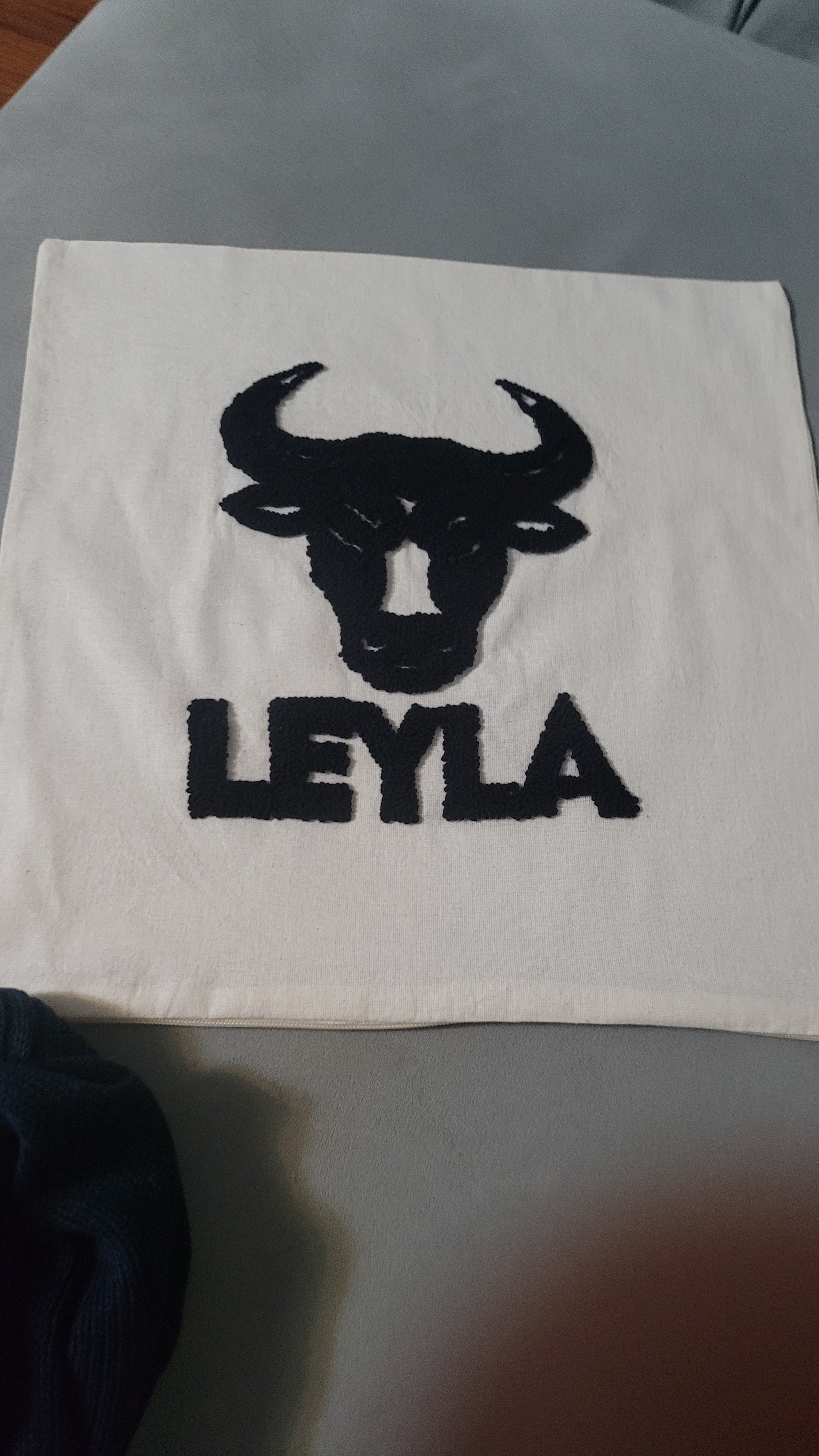 Zodiac Sign Punch Needle Pillow Case – Custom Name Linen Cushion Cover – Unique Astrology Gift