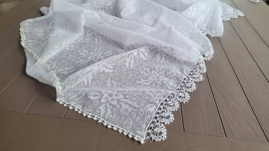 Traditional Handmade Lace Headscarf / Vintage Root Dyed Kerchief - Homeartparis production