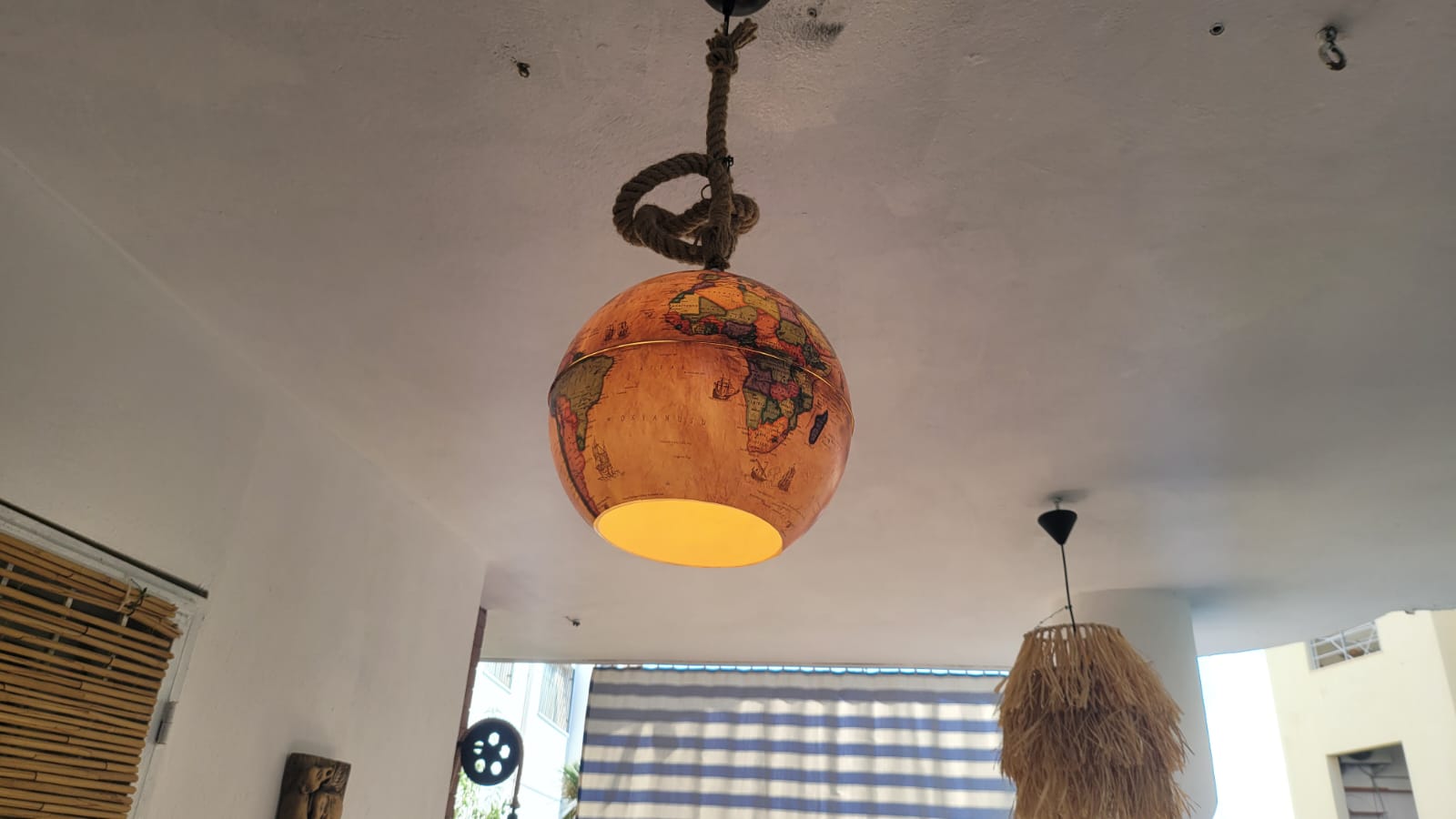 Vintage World Map Pendant Light - Handcrafted Nautical Hanging Globe Lamp with Adjustable Rope
