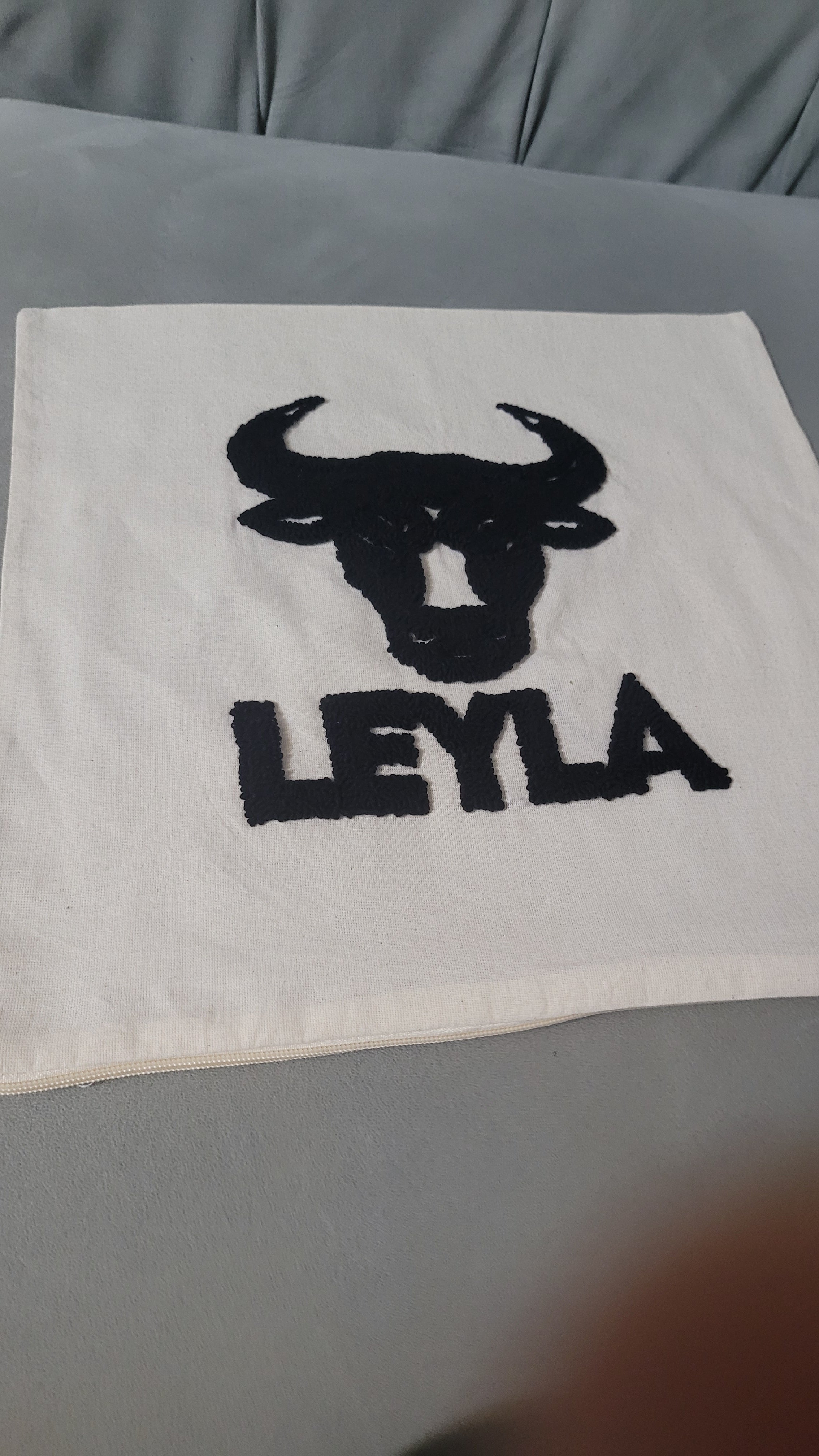 Zodiac Sign Punch Needle Pillow Case – Custom Name Linen Cushion Cover – Unique Astrology Gift