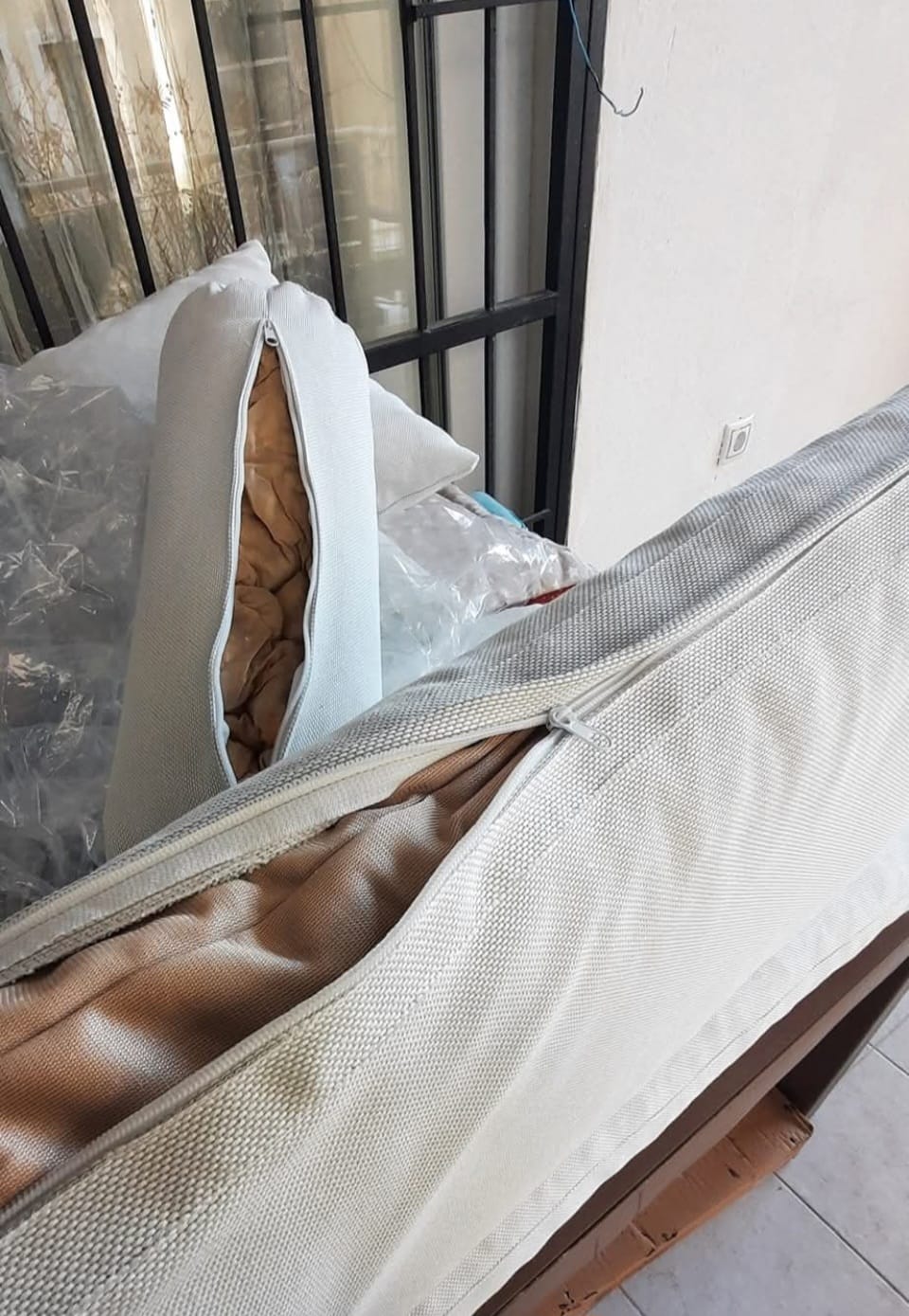 Homeartparis Handcrafted Solid Spruce Pine A-Frame Garden Swing - 2 Seater Luxury Daybed