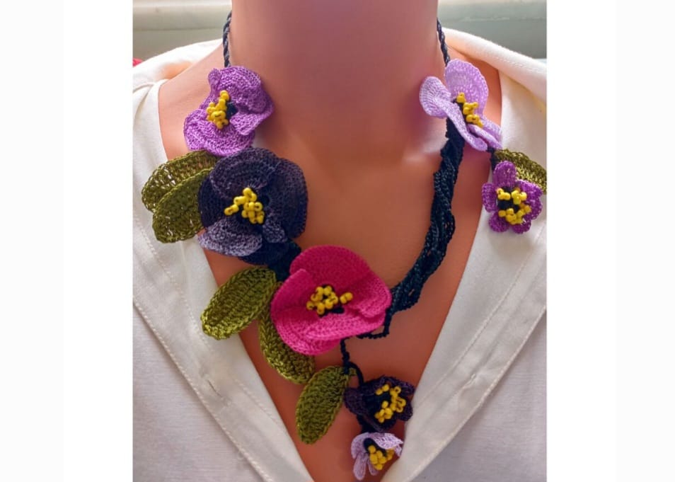 Flower Necklace, Boho Needle Lace Floral Jewelry, Artisan Handcrafted Oya Crochet Statement Necklace Homeartparis production