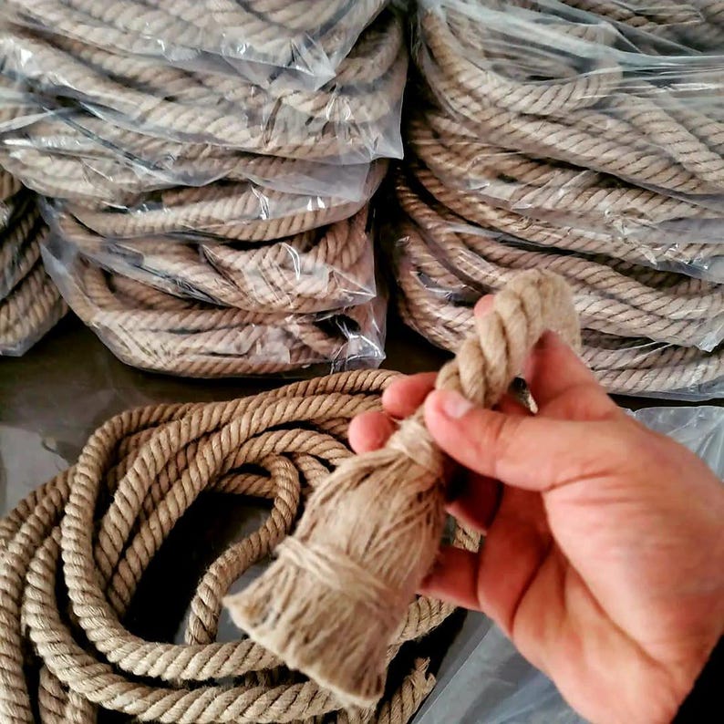 Large rope Chandelier, 60 Light Swag Fixture, Restaurant Ceiling Lamp, 150cm Wood Base + 30 Double Rope Arms, Barn Wedding Lighting