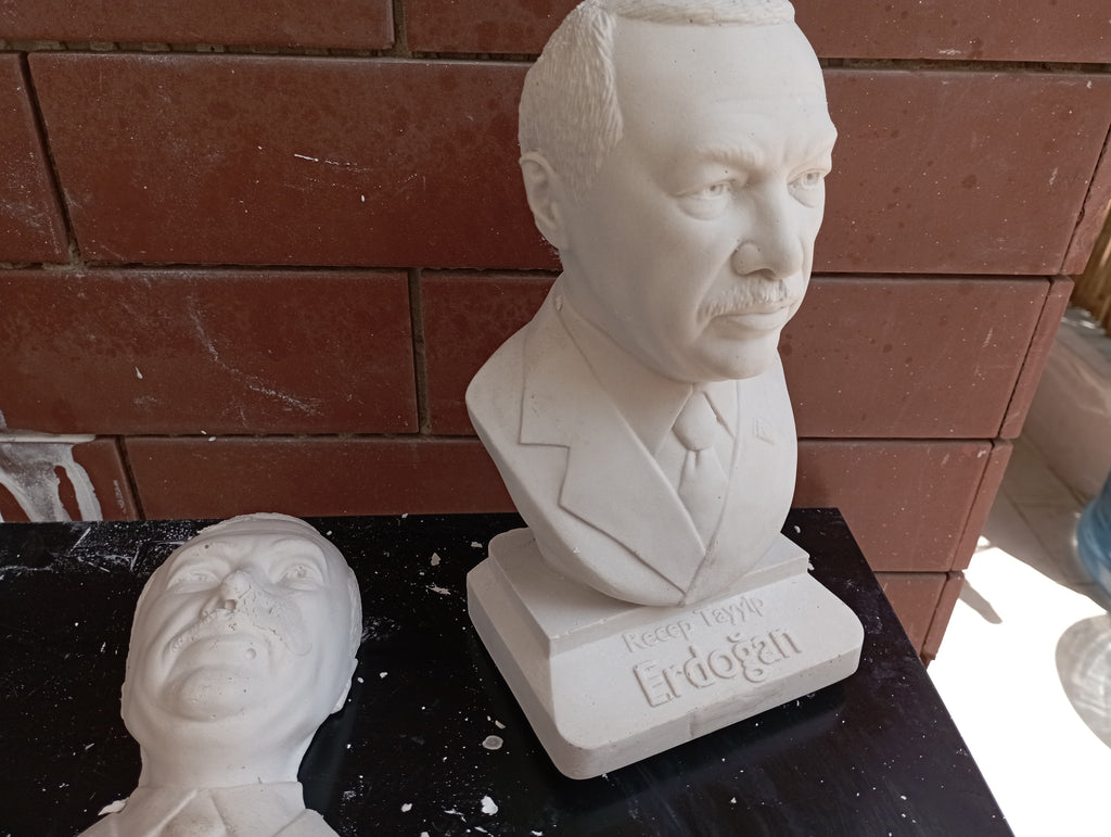 Recep Tayyip Erdoğan Bust, World Leaders Series Statue, Collectible Marble Dust Figurine, Office Desk Decor, Executive Gift