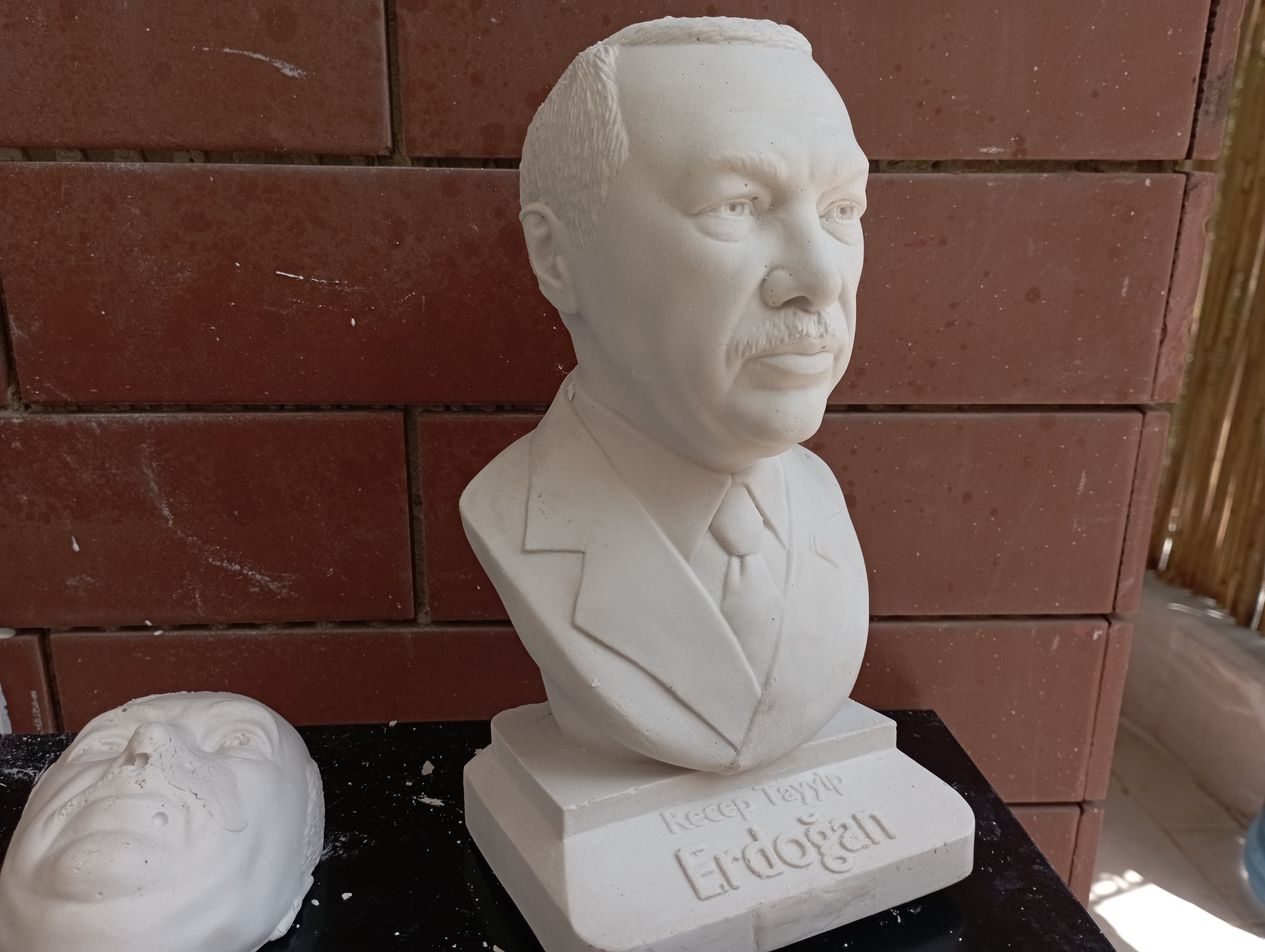 Recep Tayyip Erdoğan Bust, World Leaders Series Statue, Collectible Marble Dust Figurine, Office Desk Decor, Executive Gift