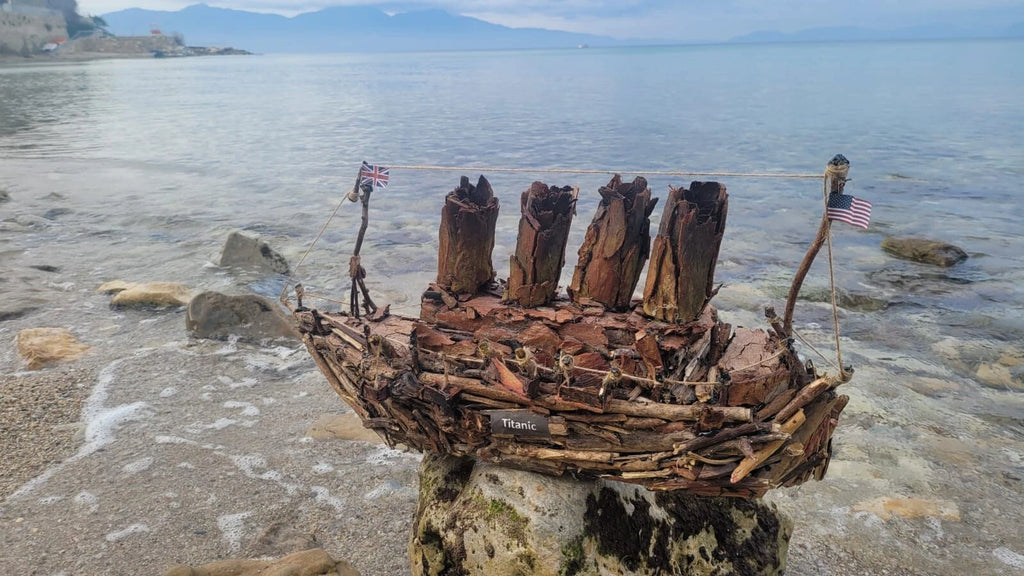 The Vintage Titanic Driftwood Boat Large Wooden Historical Ship Model Homeartparis production